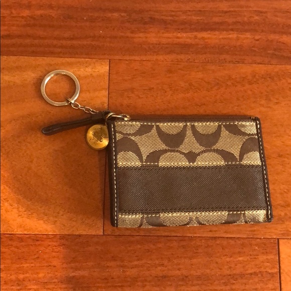 Coach zip signature key case - Picture 2 of 5